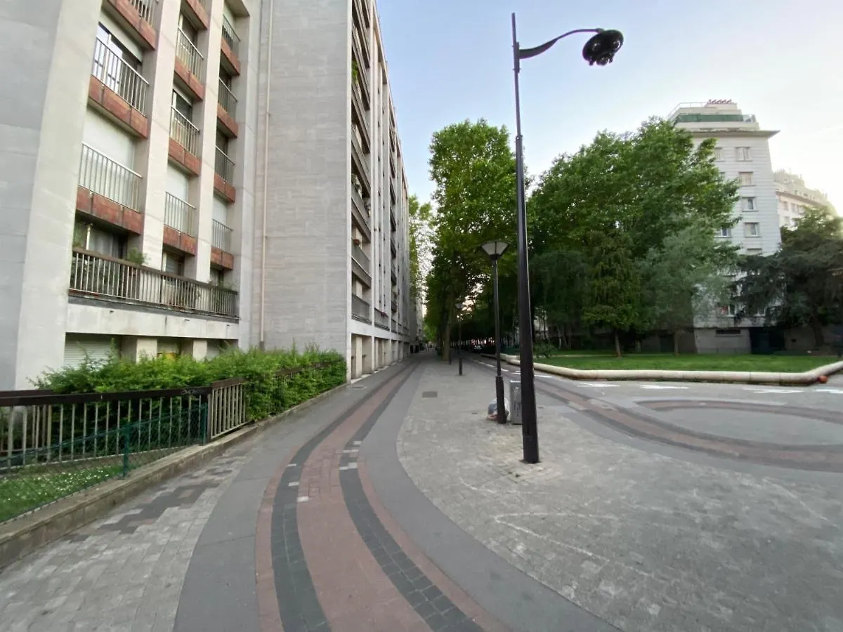 Studio Trip In Paris - Gare De L'Est 0*,  France